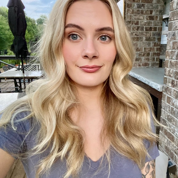 Meet your Posher, Samantha - Picture 1 of 1